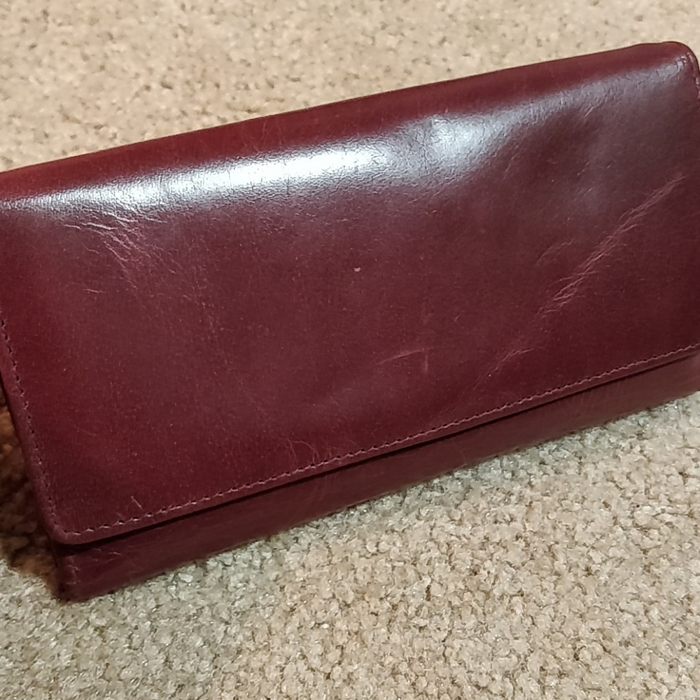 * Sophia Visconti Checkbook Wallet Leather
